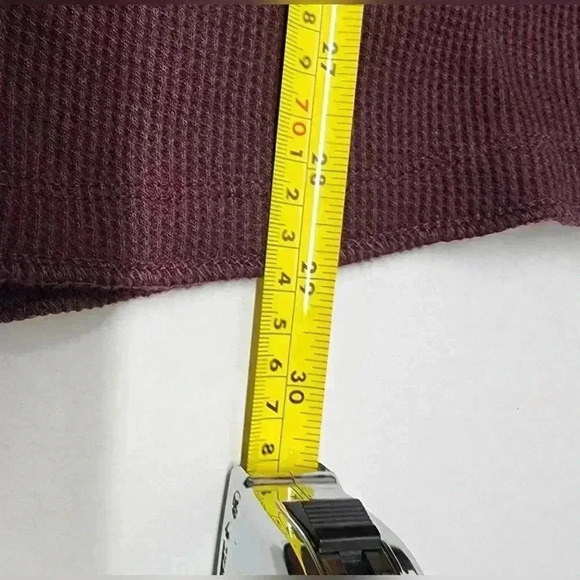 GAP HENLEY BURGUNDY XL EXCELLENT CONDITION - Picture 10 of 10
